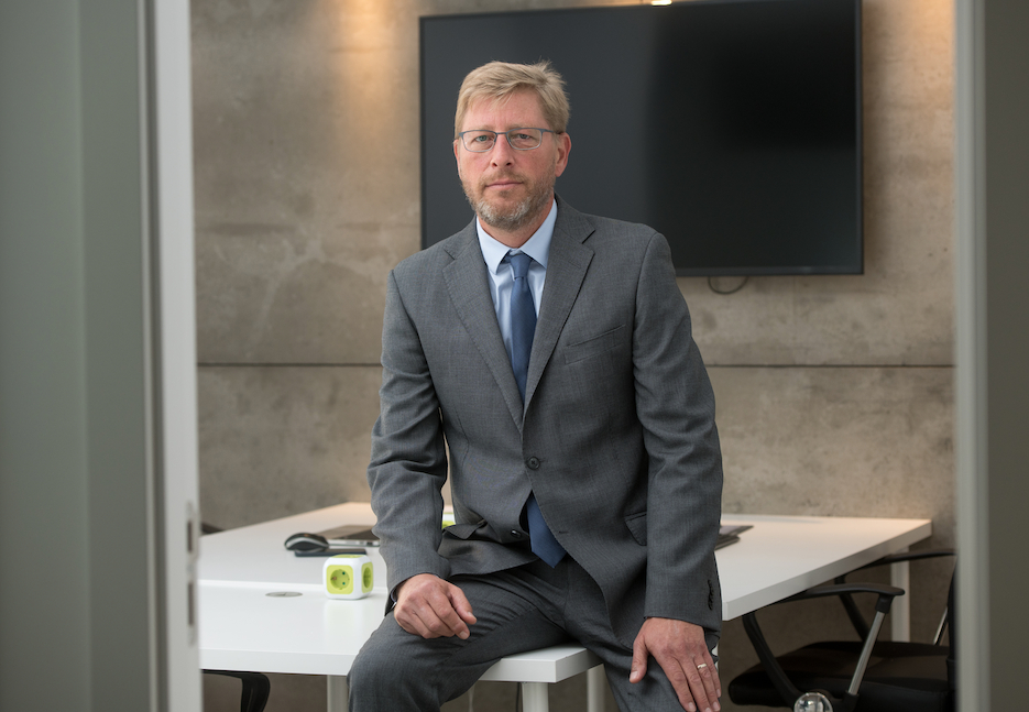 René Bauch, en su despacho en gCapital Wealth Management (RAFA MOLINA) - 