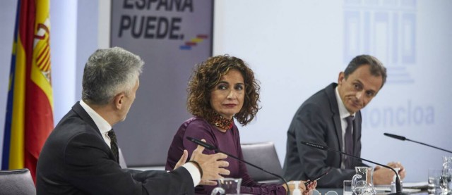 El Gobierno aprueba este martes bajar el IVA de las mascarillas y ampliar los avales del ICO