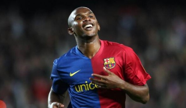 El Racing Murcia hace gestiones para fichar a Samuel Etoo para su duelo copero con el Levante