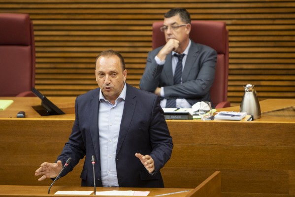 Dalmau adjudicó a dedo ayudas a municipios saltándose los criterios de la conselleria