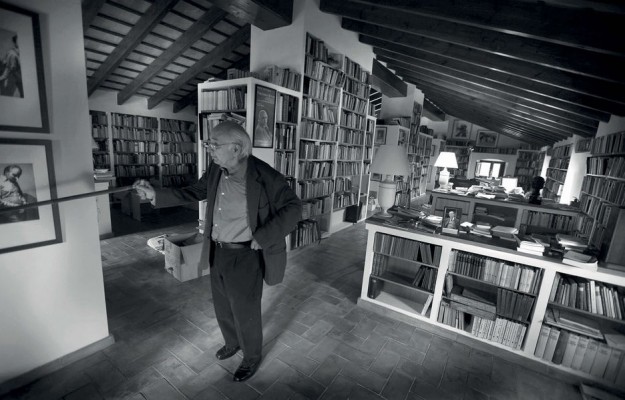 El poeta Francisco Brines, Premio Cervantes 2020