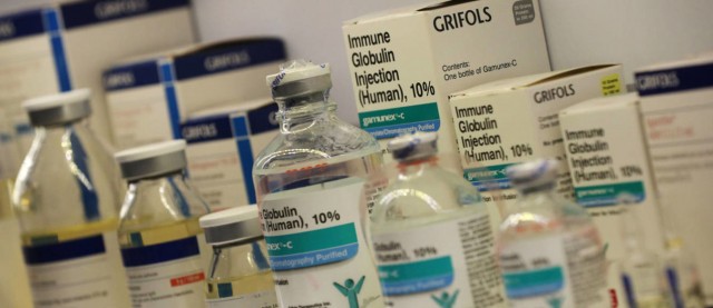 A Grifols se le atragantan los 27€ en bolsa