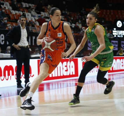 Valencia Basket recupera a las internacionales y prepara ya el duelo ante el Araski
