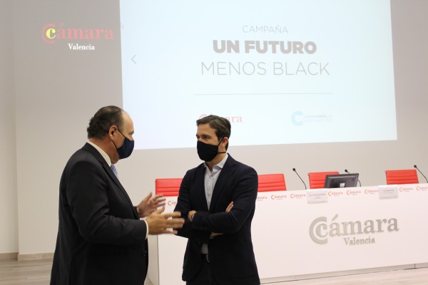 El pequeño comercio lanza una campaña de 15.000 euros en premios para incentivar las compras  