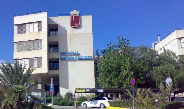 Prohíben las visitas a los pacientes del hospital Rafael Méndez de Lorca tras un brote con cuatro contagiados