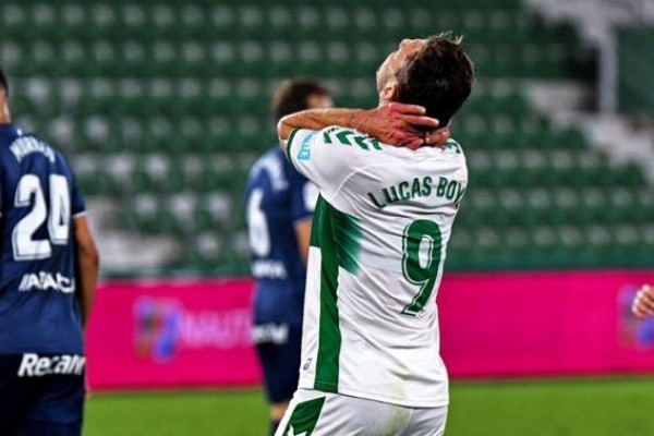 El Elche afronta la recta final del año con el reto de mantener un margen con el descenso