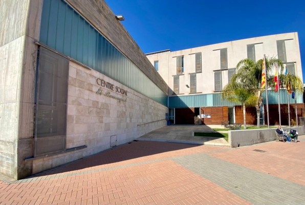 El Campello activa un plan para que la ciudadanía opine sobre el destino de los edificios públicos