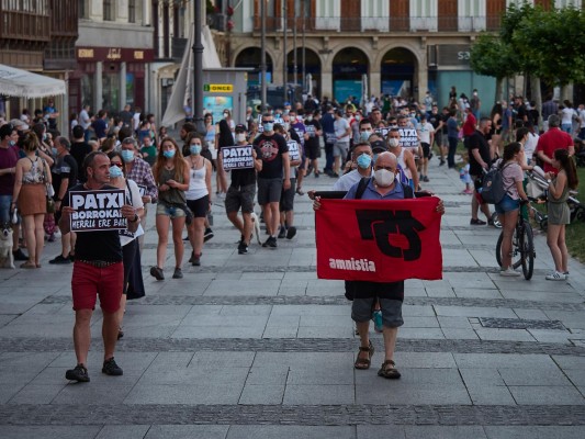 Interior acelera en el traslado de presos de ETA: 23 ya están en Euskadi y Navarra y sólo 47 permanecen en Andalucía