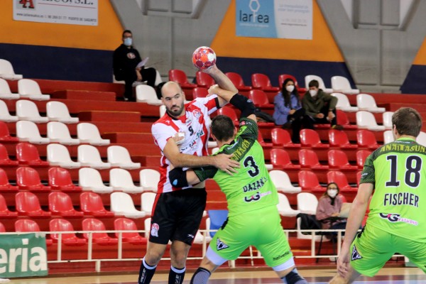 El Fertiberia decanta el partido en el tramo final
