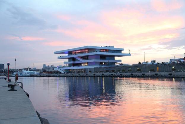 La Marina emprenderá acciones contra un local denunciado por la Policía por infringir la normativa anticovid