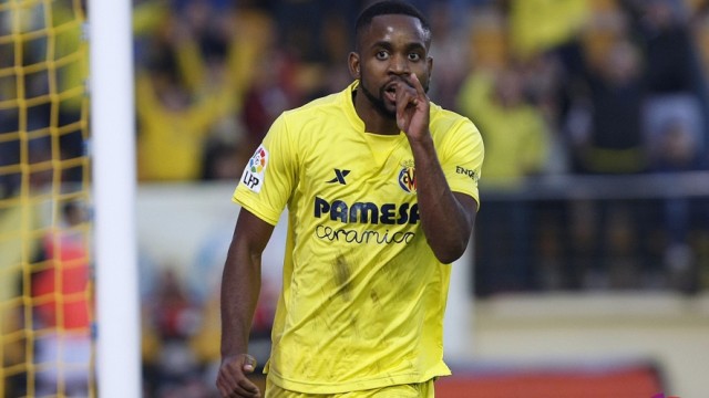 El Villarreal remonta ante el Rayo Vallecano con dos goles de Bakambu