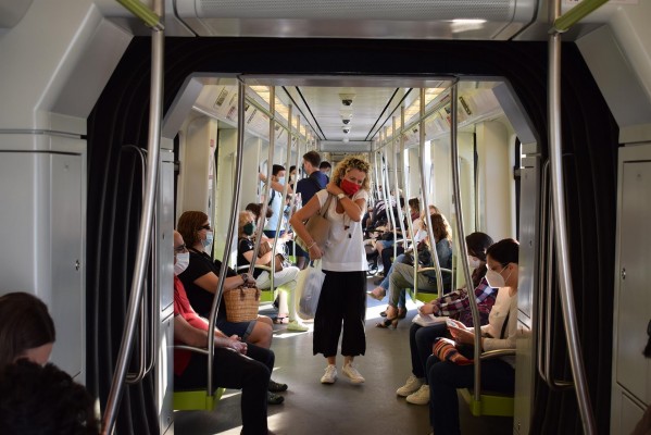 Metrovalencia desplazó en octubre a 3,6 millones de viajeros, casi un 55% menos que el año anterior