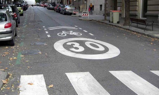García-Ontiveros propone en Elche sustituir los carriles bici por ciclocalles para evitar conflictos