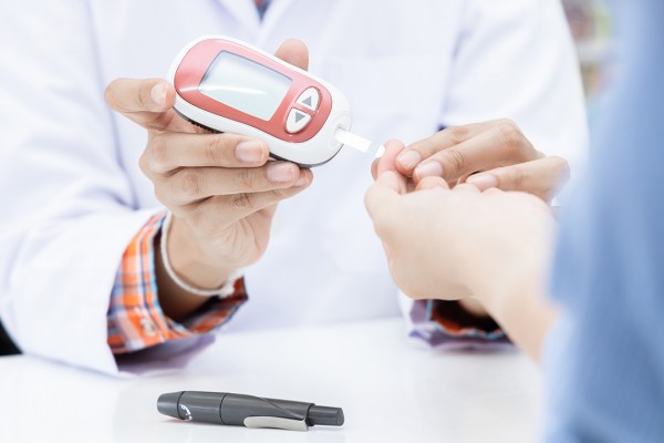 El Micof incide en el papel de las farmacias en la detección precoz de la diabetes y prediabetes