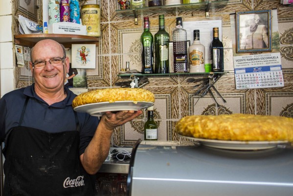 Comer en el barrio de La Petxina