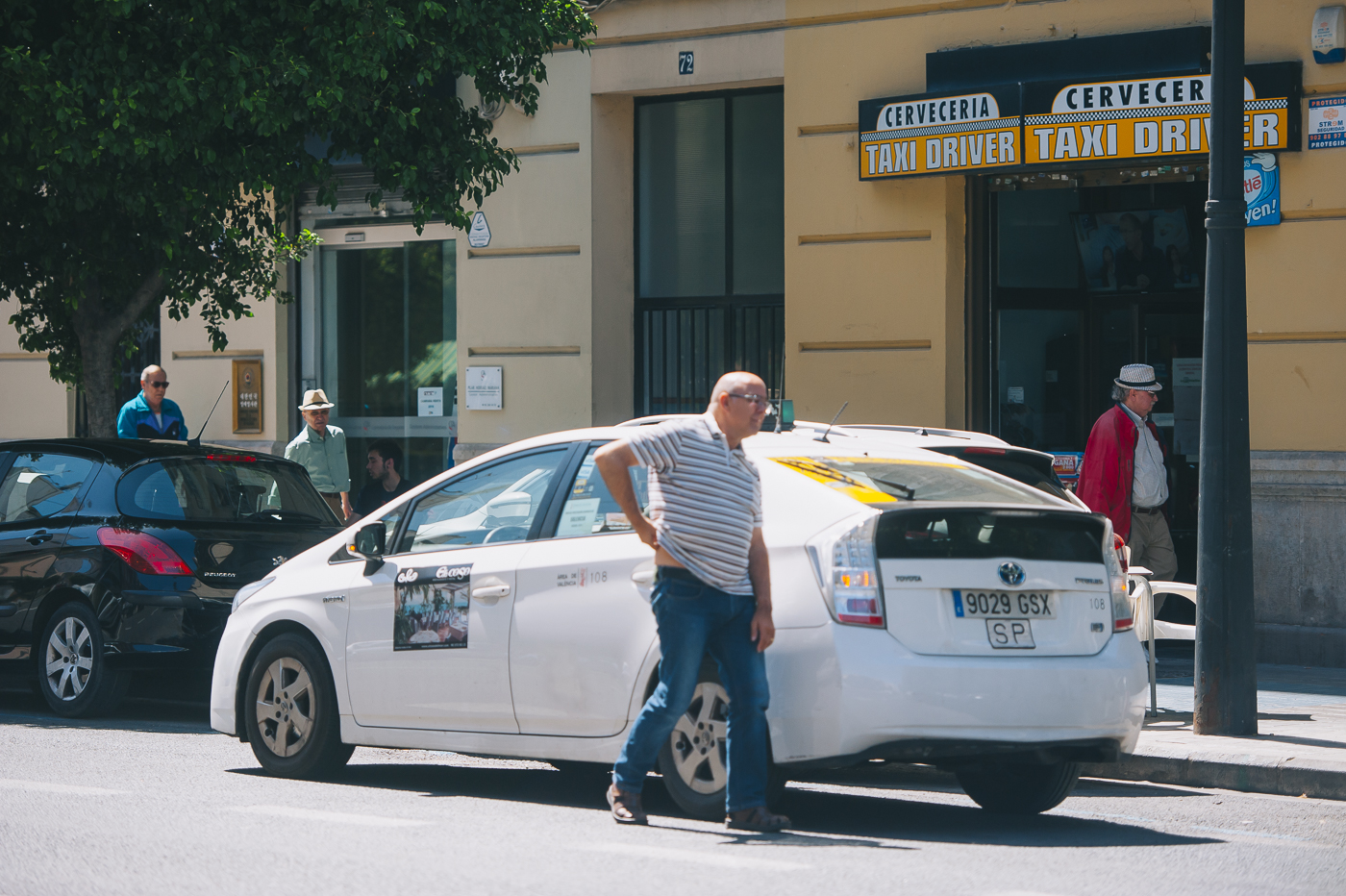 El Botànic dará más tiempo a los taxistas para renovar los vehículos más antiguos 