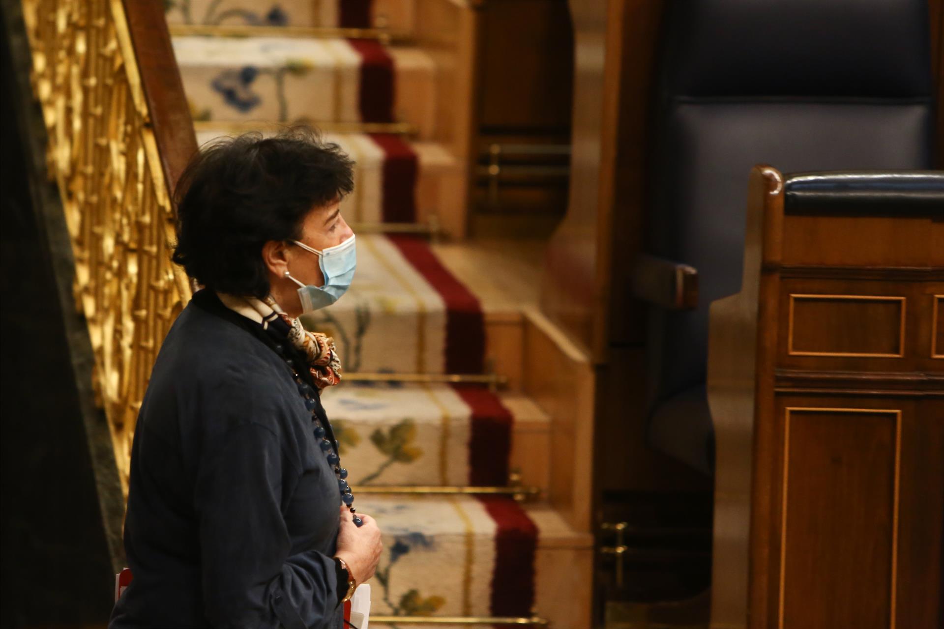 El Gobierno aprueba en comisión la 'Ley Celaá' con el apoyo de ERC y PNV