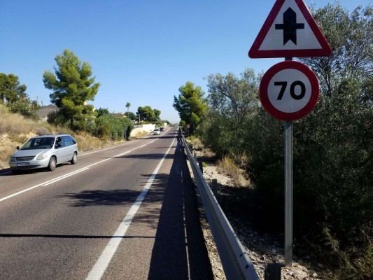 La Diputació licita un proyecto para mejorar la seguridad en la carretera entre Torrent y Montroi