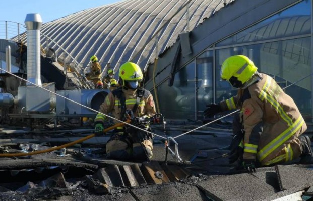 Aena adjudica por 1,35 millones la reconstrucción de la cubierta incendiada de El Altet