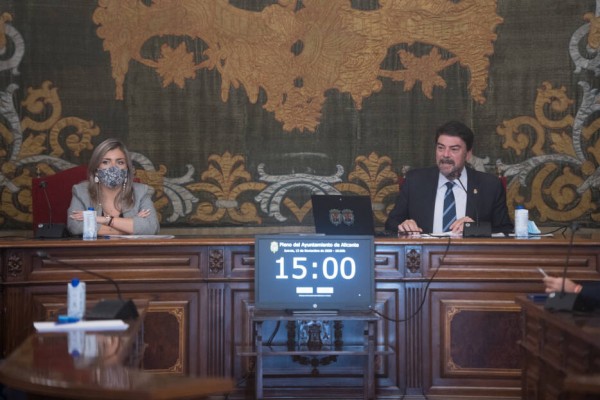 Cuarta modificación presupuestaria de Alicante: un millón para mascarillas y 5 para tapar el déficit del transporte urbano