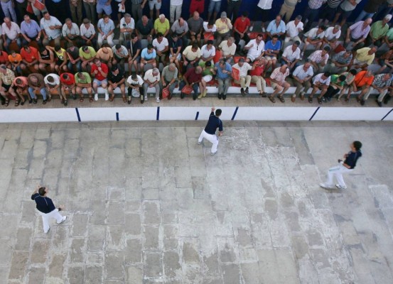 Pilota a porta tancada