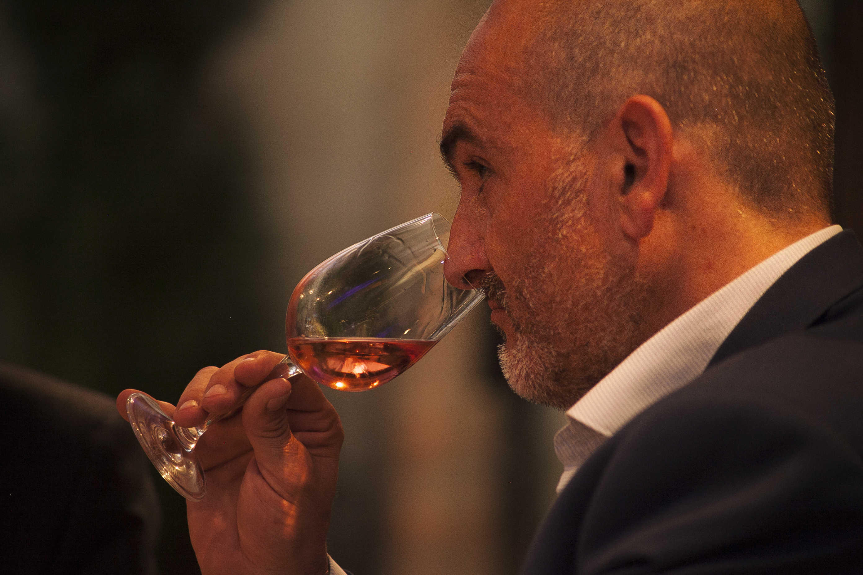 La bodega 'Dominio de la Vega' presenta 'Mírame', un vino rosado que continúa 