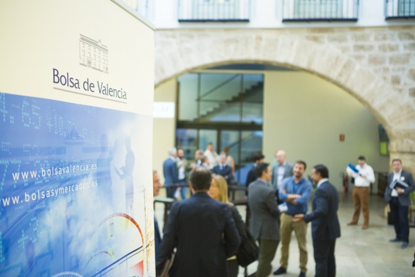 El Consell rompe el convenio con BME para recuperar el palacete de la Bolsa de Valencia 
