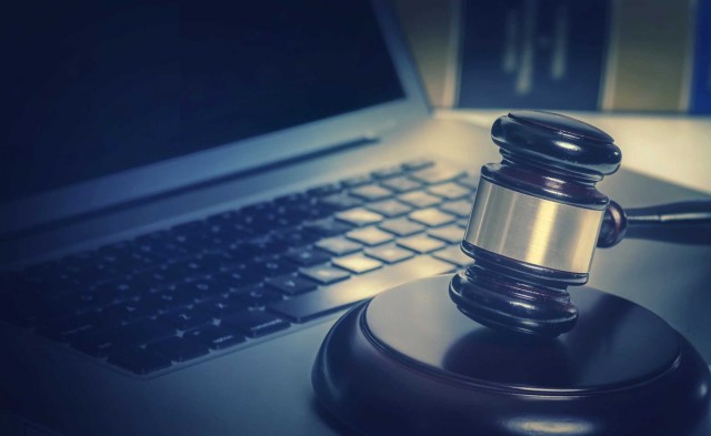 Una empresa valenciana, condenada a pagar medio millón de euros por piratear software