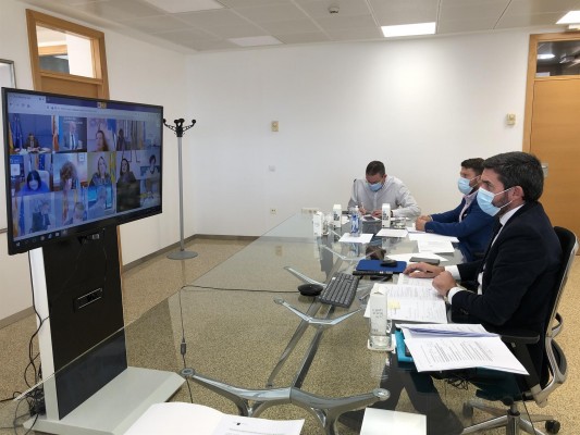 Las bodegas de la Región dispondrán de casi dos millones de euros para realizar inversiones