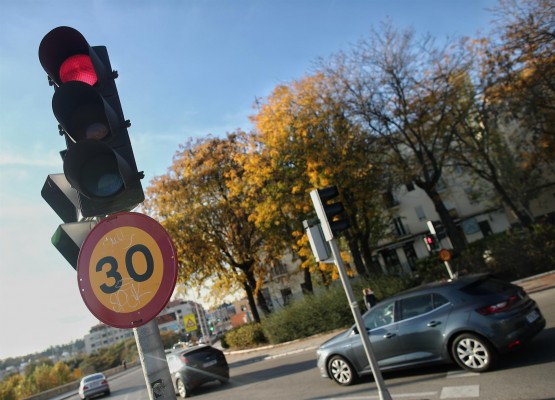 Los examinadores de Tráfico aplauden las medidas para reducir un 50% las muertes en carretera