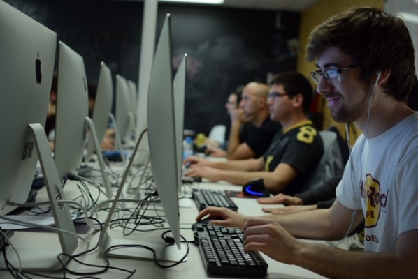 Entrenamientos para jugadores de eSports que utilizan la Neurociencia y la Realidad Virtual

