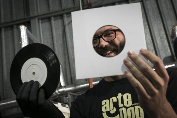 Los vinilos superan las nostalgia y ganan terreno en el mercado musical