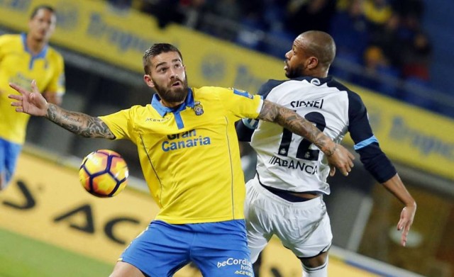 El Deportivo recibe a Las Palmas en un partido intrascendente