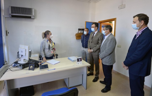 Atención Social en Murcia: Zarandona estrena un centro con una trabajadora social y dos educadores