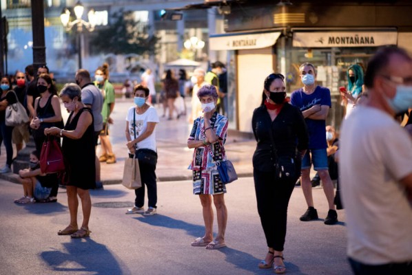 La Comunitat Valenciana registra un nuevo récord de contagios diarios con 2.341 positivos 