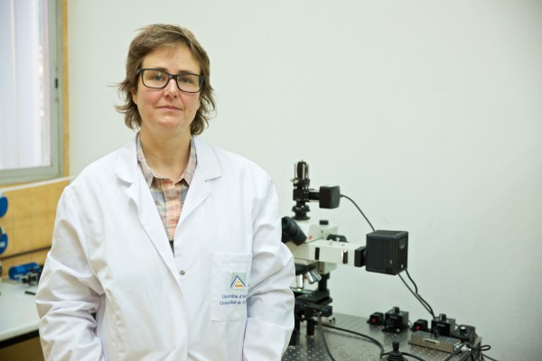 Investigadores de la UA desarrollan dispositivos bioelectrónicos que se imprimen sobre tejidos 