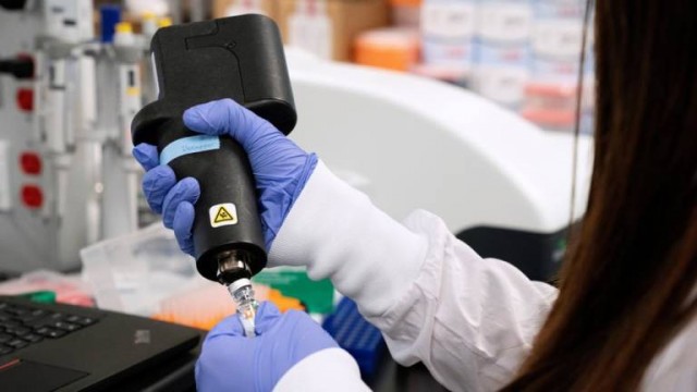 Sanidad espera vacunas gratuitas para 10 millones de personas antes de mayo