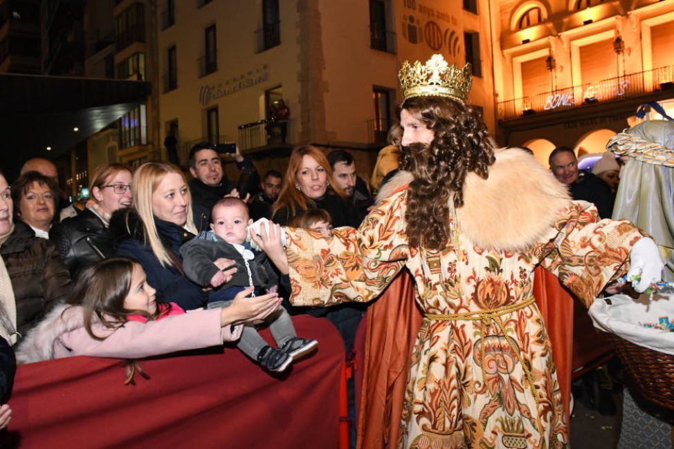 Juventut Antoniana se encarga de organizar la llegada de los Reyes Magos a Vila-real cada año. - 