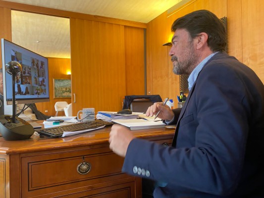 Barcala insiste en reclamar a Sanidad información actualizada sobre la covid-19 en Alicante