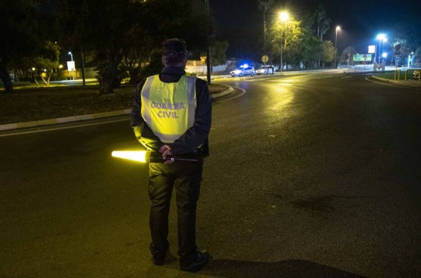 La Región mantendrá otras dos semanas el toque de queda y el doble cierre perimetral