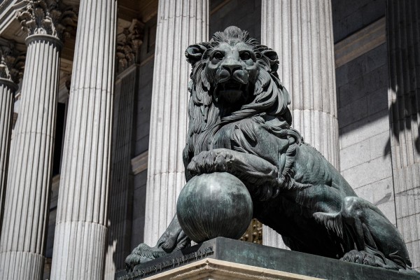 El Congreso lleva ahorrado más de un millón de euros en viajes de diputados por la pandemia

