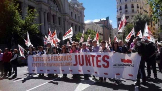 Intersindical se desmarca de la plataforma por la financiación: 