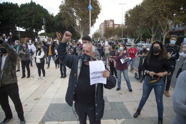 Hostecar suspende la movilización prevista para este sábado tras la puesta en marcha del plan de rescate del sector