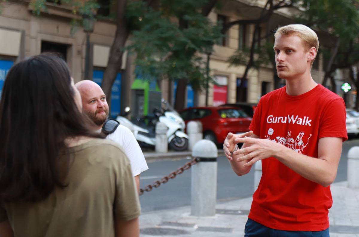 Descubriendo el mundo de los Free Tours de la mano de GuruWalk