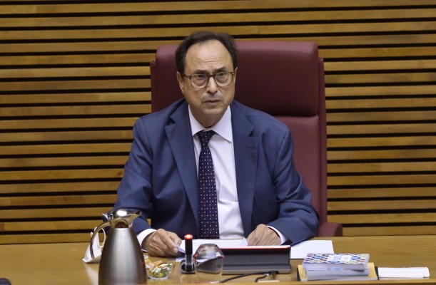 Hacienda aporta 178 millones a IVF y 193 para educación y justicia telemática