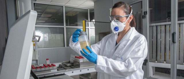 La Generalitat destinará casi un millón de euros para proyectos de investigación sobre la covid