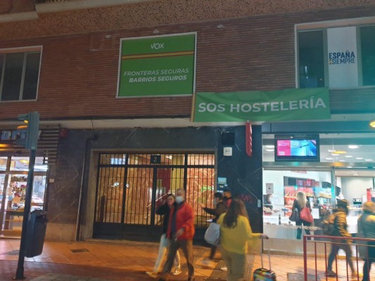 Vox se sumará a las movilizaciones de los hoteleros contra el cierre de los bares