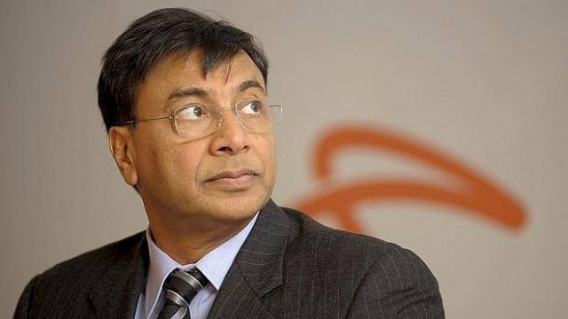 ArcelorMittal registra pérdidas de 1.651 millones tras recortarlas un 51% en el tercer trimestre
