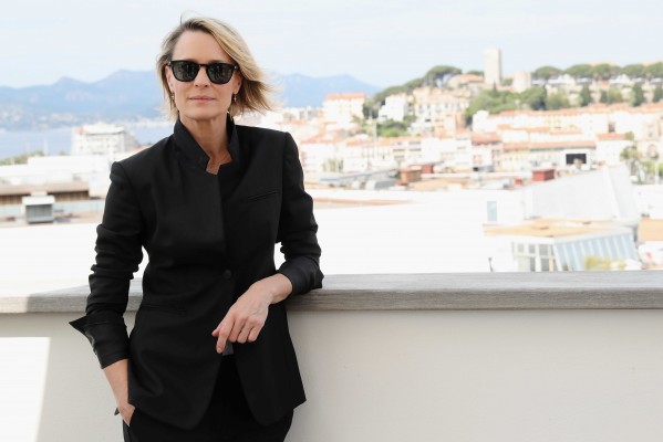 Robin Wright: “El feminismo no significa otra cosa que igualdad. Mismo trabajo, mismo sueldo”