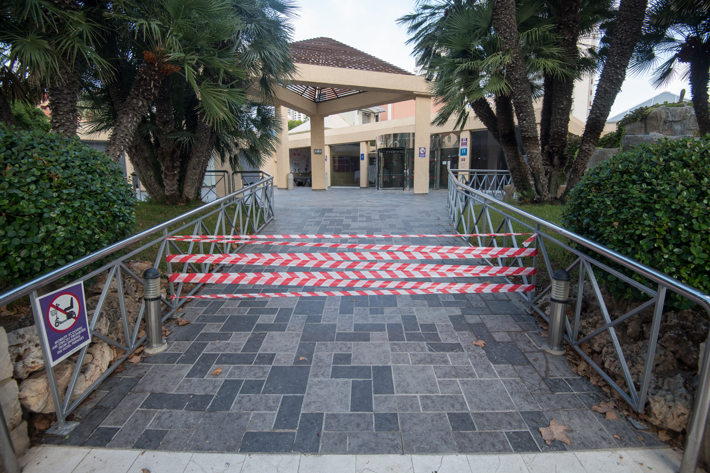 Los hoteleros piden medidas para rebajar el coste de la electricidad durante el cierre